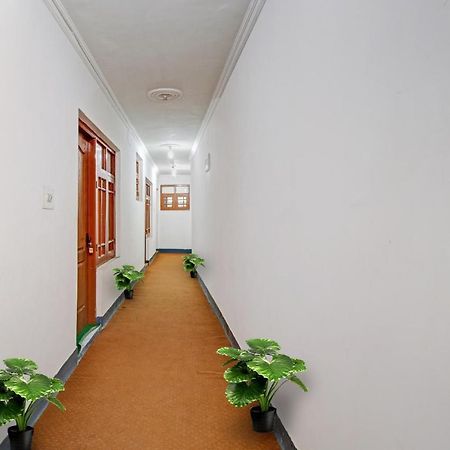 Super Oyo Capital O 91600 The Village Classic Hotel And Restaurant Srīnagar Esterno foto
