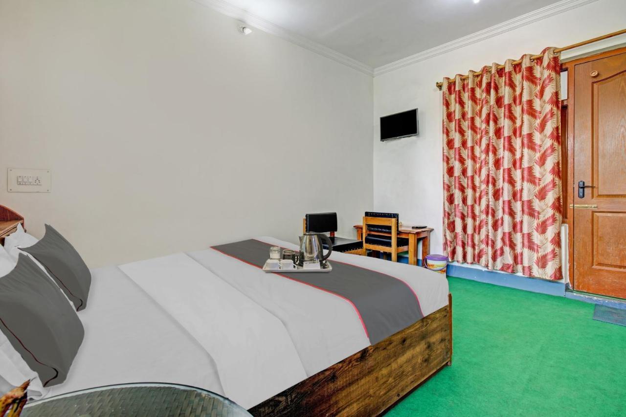 Super Oyo Capital O 91600 The Village Classic Hotel And Restaurant Srīnagar Esterno foto