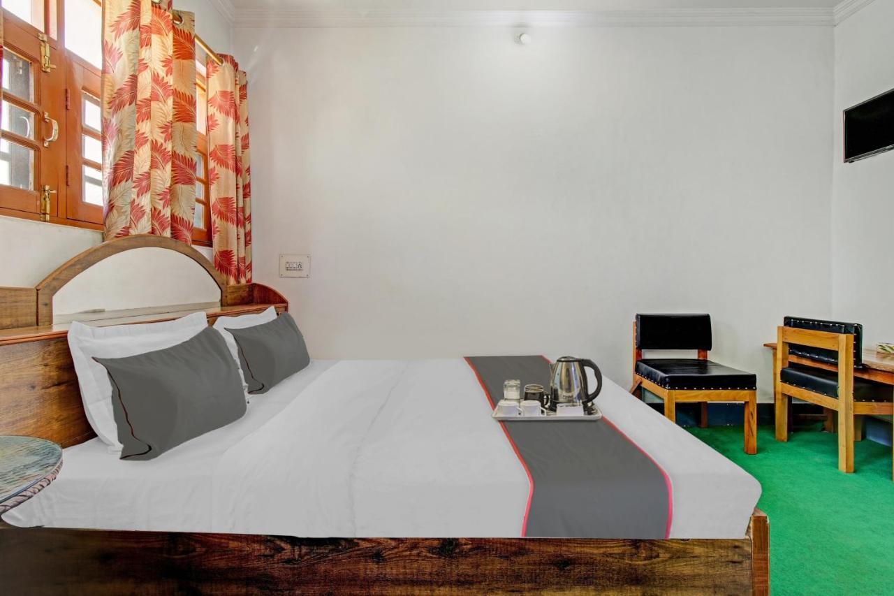 Super Oyo Capital O 91600 The Village Classic Hotel And Restaurant Srīnagar Esterno foto